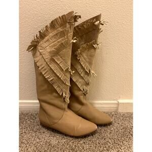 Vtg MIA Leather western Boho Hippie Boots Cream Color, SZ 6